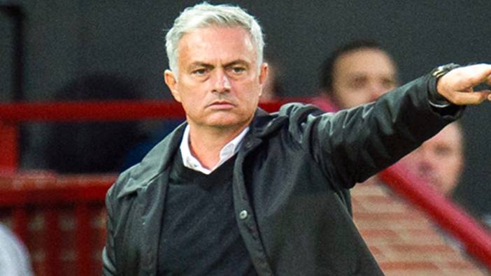 Fenerbahçe, Jose Mourinho ile görüşmelere başladığını duyurdu