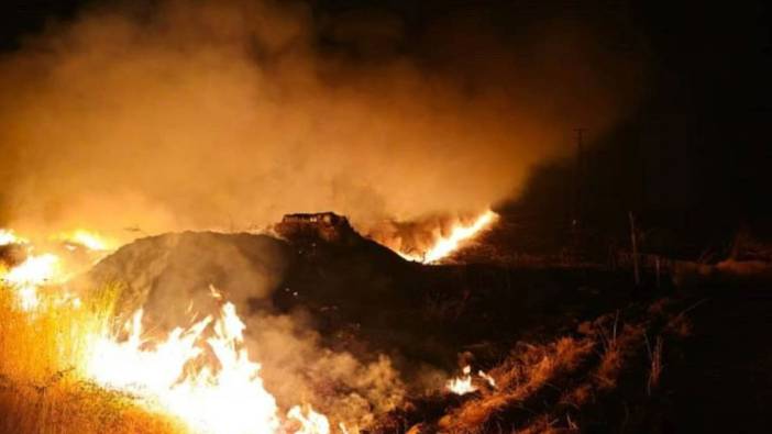 Şırnak'ın Suriye sınırında yangın. 7 köy etkilendi