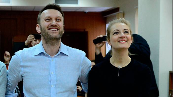 Rusya Navalny'nin eşini terörist listesine aldı