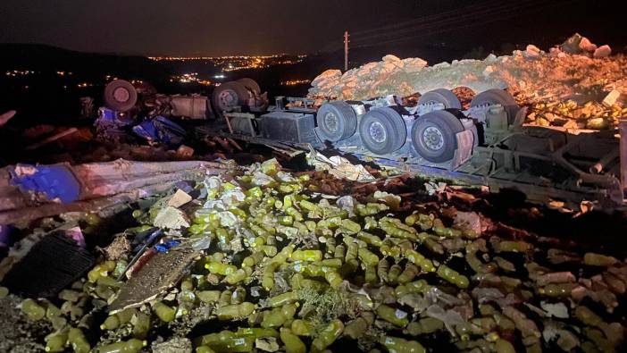 Mut'ta devrilen TIR'ın sürücüsü hayatını kaybetti