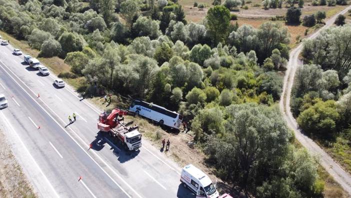 Erzincan'da otobüs kazası. 1 ölü 40 yaralı var