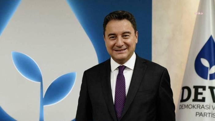 Ali Babacan yeniden genel başkan seçildi