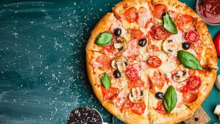 Ünlü pizzacıda büyük skandal! 40 numaralı menünün sırrı çözüldü