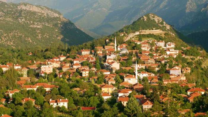 Bakanın köyü dünyanın en iyisi seçildi! Gizemli hazine gün yüzüne çıktı