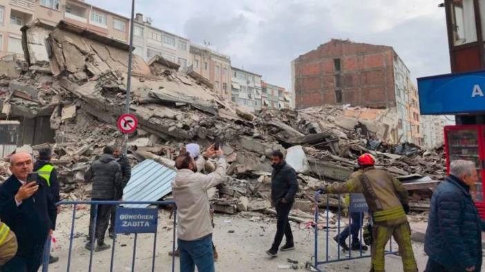 Son dakika... İstanbul Güngören'de bir bina çöktü!