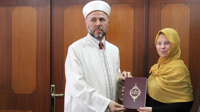 Polonyalı Monika İslamiyet'i seçti