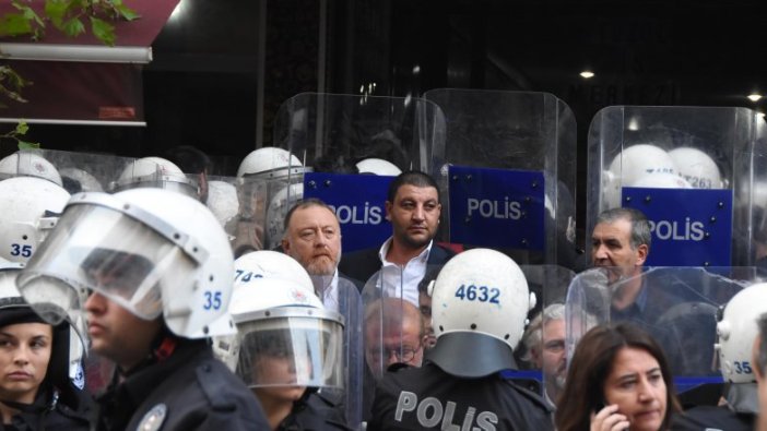 İzmir'deki HDP binasında 'açıklama' gerginliği