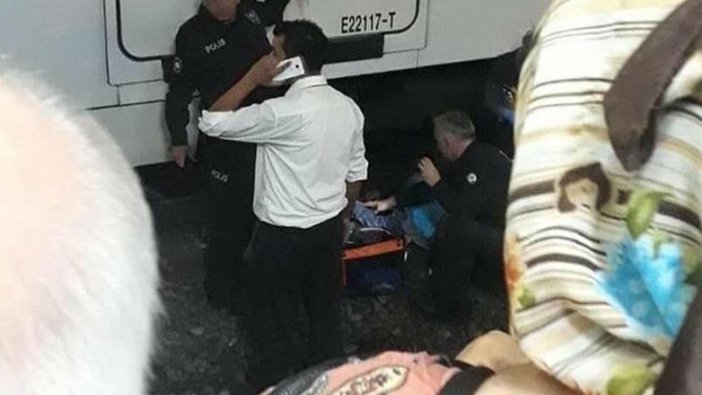 Trenin önüne atlayan kişi yaralandı
