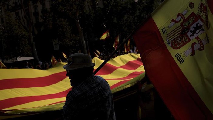 Katalonya krizi İspanya ekonomisini olumsuz etkiliyor