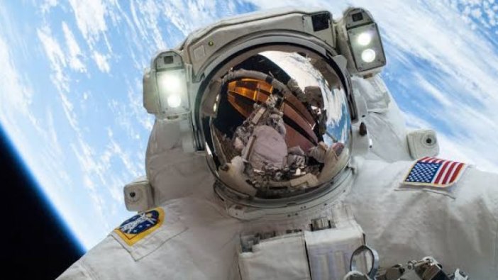 Astronotlara 'akıllı eldiven'!