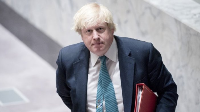 Boris Johnson'dan 'İslamofobi' özrü