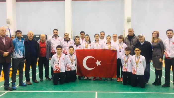 Balkan Badminton Şampiyonası’nda 11 madalya