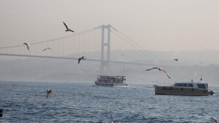 İstanbul Boğazı'nda trafik yeniden açılıyor