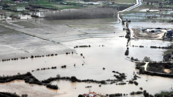 Muğla'da şiddetli yağış tarım arazilerini vurdu