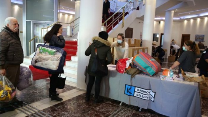 Kadıköy Belediyesi yardım kampanyası başlattı: Vatandaş akın etti