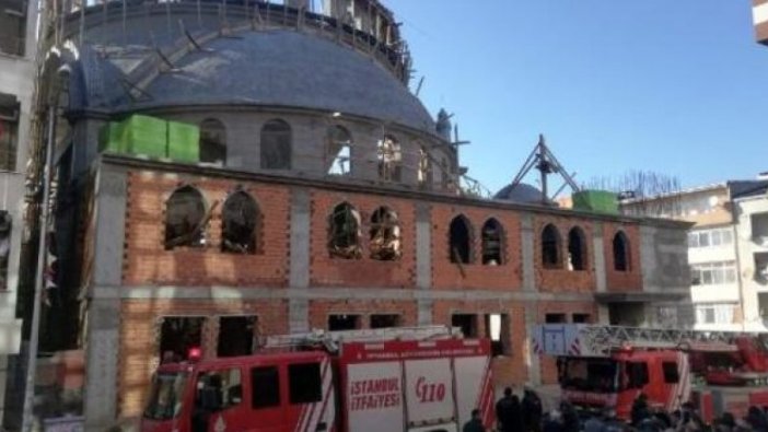 Sultangazi'de inşaat halindeki camide çökme