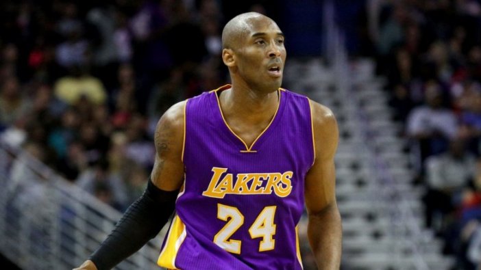Ünlü basketbolcu Kobe Bryant hayatını kaybetti