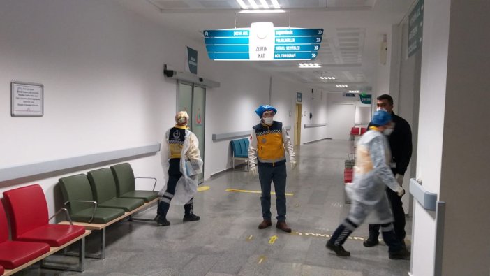 Aksaray'da 9'u Çinli, 12 kişi coronavirüs şüphesiyle hastaneye kaldırıldı