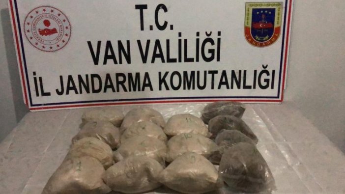 Van Başkale'de 16 kilo eroin ele geçirildi