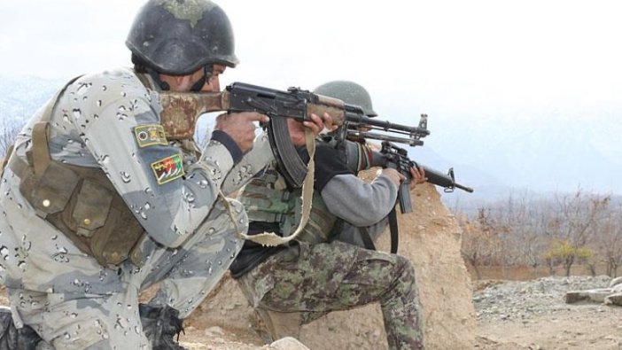 Afganistan'da 20 DEAŞ üyesi öldürüldü