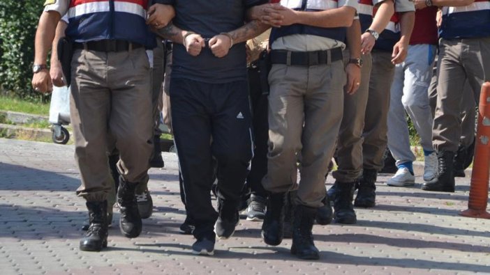 'FETÖ'den tutuklanan kişi sayısı 77 bin 81'