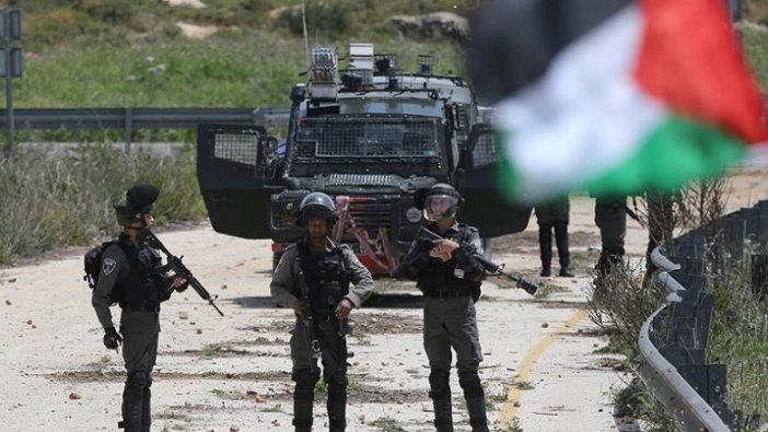 Filistinli göstericiyi plastik mermiyle vuran İsrail askerinden sevinç çığlığı