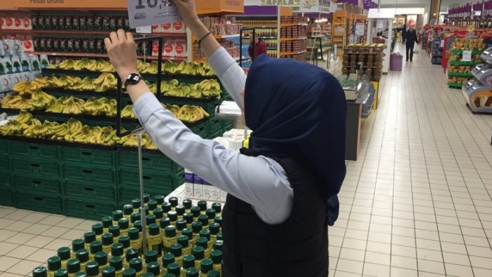 Türkiye'deki marketlerde corona denetimi