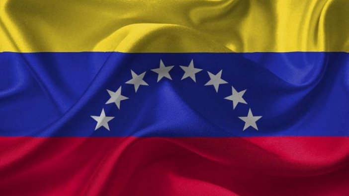 Venezuela devlet başkanı seçimi için sandık başında
