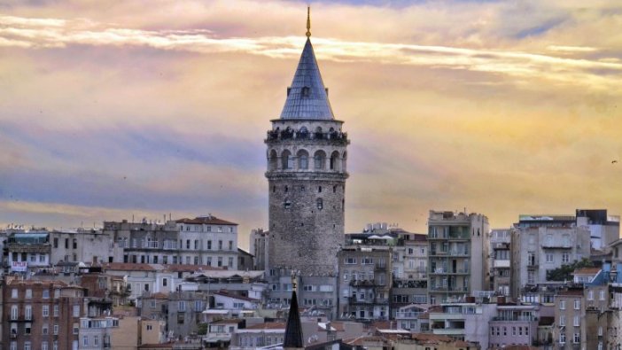 Galata Kulesi'nin İBB'den alınması için açılan dava durduruldu