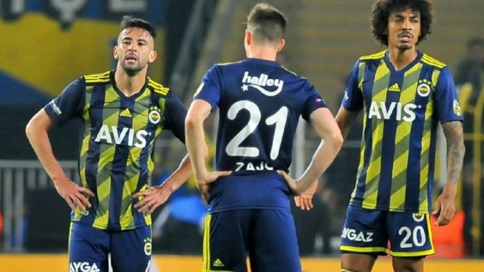 Fenerbahçeli futbolcu Isla'dan ayrılık sinyali