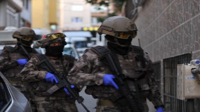 Bursa'da bin polisle uyuşturucu operasyonu