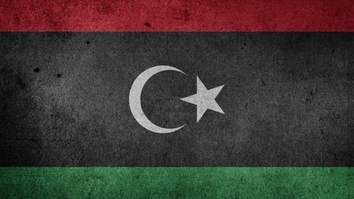 Libya'da istifa depremi