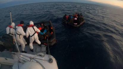 Fethiye açıklarında 33 düzensiz göçmen kurtarıldı, 82 düzensiz göçmen yakalandı