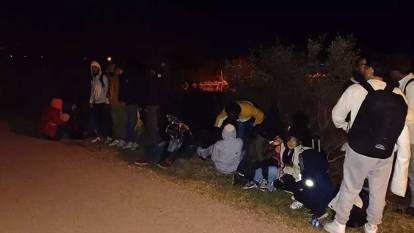 İzmir'de 29 kaçak göçmen yakalandı