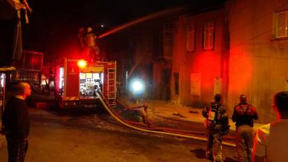 İzmir'de tekstil atölyesinde korkutan yangın