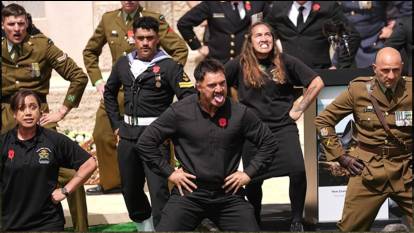 Yeni Zelanda askerleri Çanakkale'de "haka" dansı yaptı