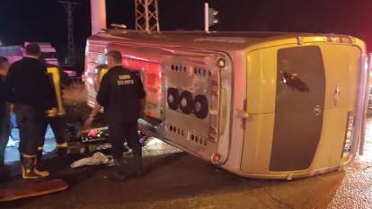 Konya'da feci kaza! Midibüs ile minibüs çarpıştı