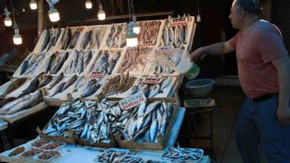 Balıkçılar vatandaş uygun fiyata balık yesin diyerek ihracata kısıtlama istedi
