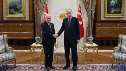 Kritik buluşma yarım saat rötarlı başladı! Erdoğan ve Bahçeli bir araya geldi