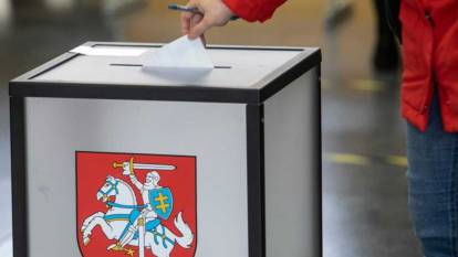 Litvanya'da halk cumhurbaşkanı seçimi için sandık başında