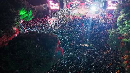 İzmir’de çiçek festivali! On binlerce kişi buluştu