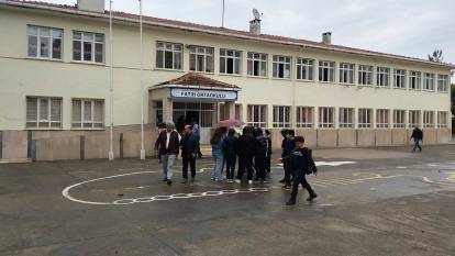 Samsun’da biber gazı topu patladı!  25 öğrenci hastanelik oldu