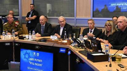 Netanyahu, İsrail'de savaş kabinesini feshetti