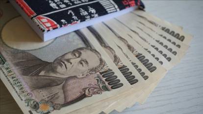 Japon para birimi yen dolar karşısında 1986'dan beri en düşük seviyeye geriledi