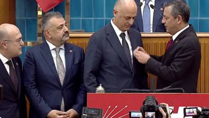 İYİ Parti'den istifa eden Ümit Özlale, CHP'ye katıldı