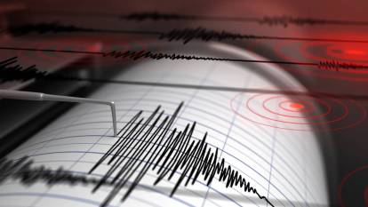 Isparta'da korkutan deprem!