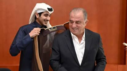 Fatih Terim imzayı attı! 'Benden daha genç görünüyorsun'