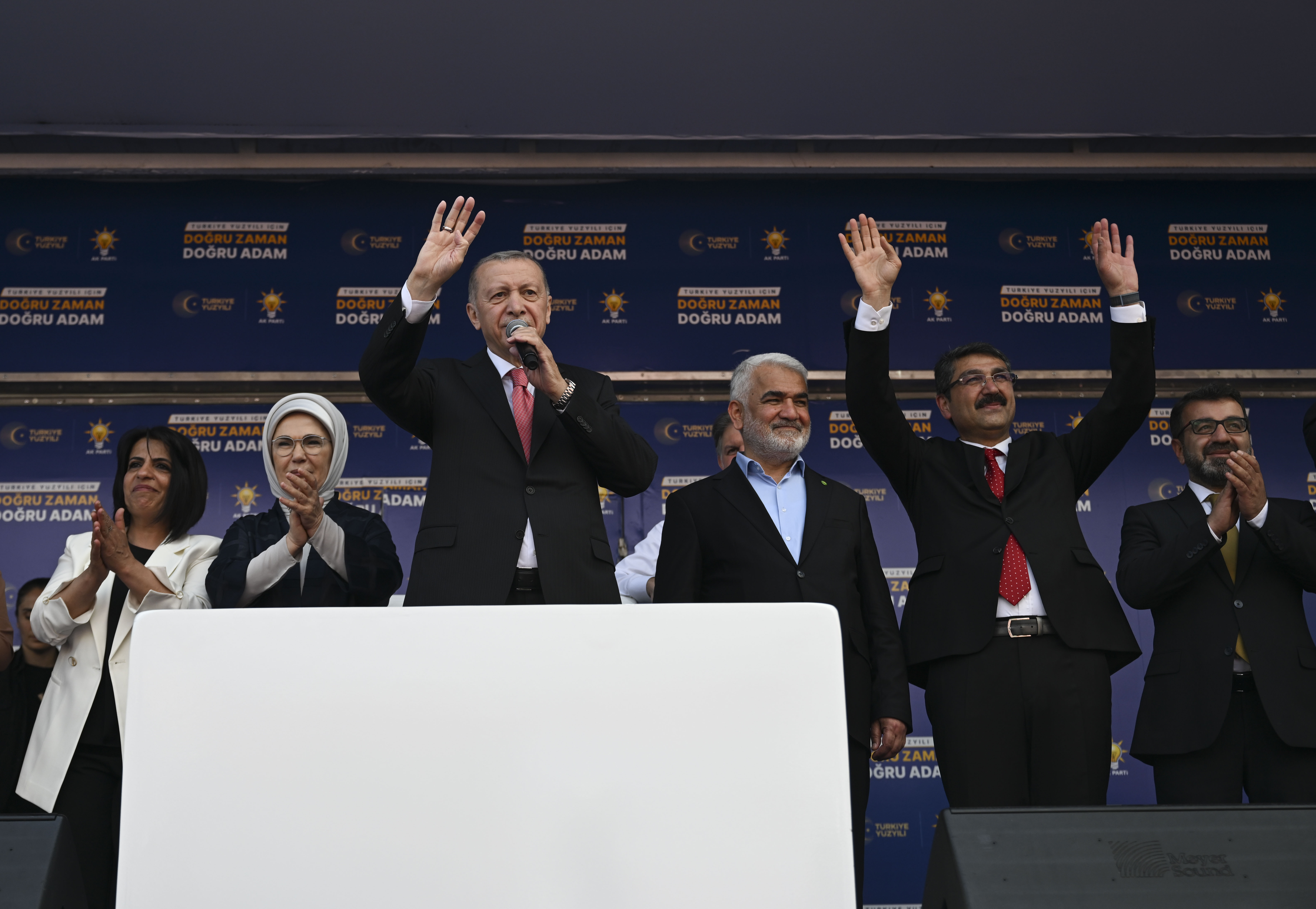 aa-20230510-31101601-31101600-turkish-president-erdogan-holds-election-rally-in-batman.jpg