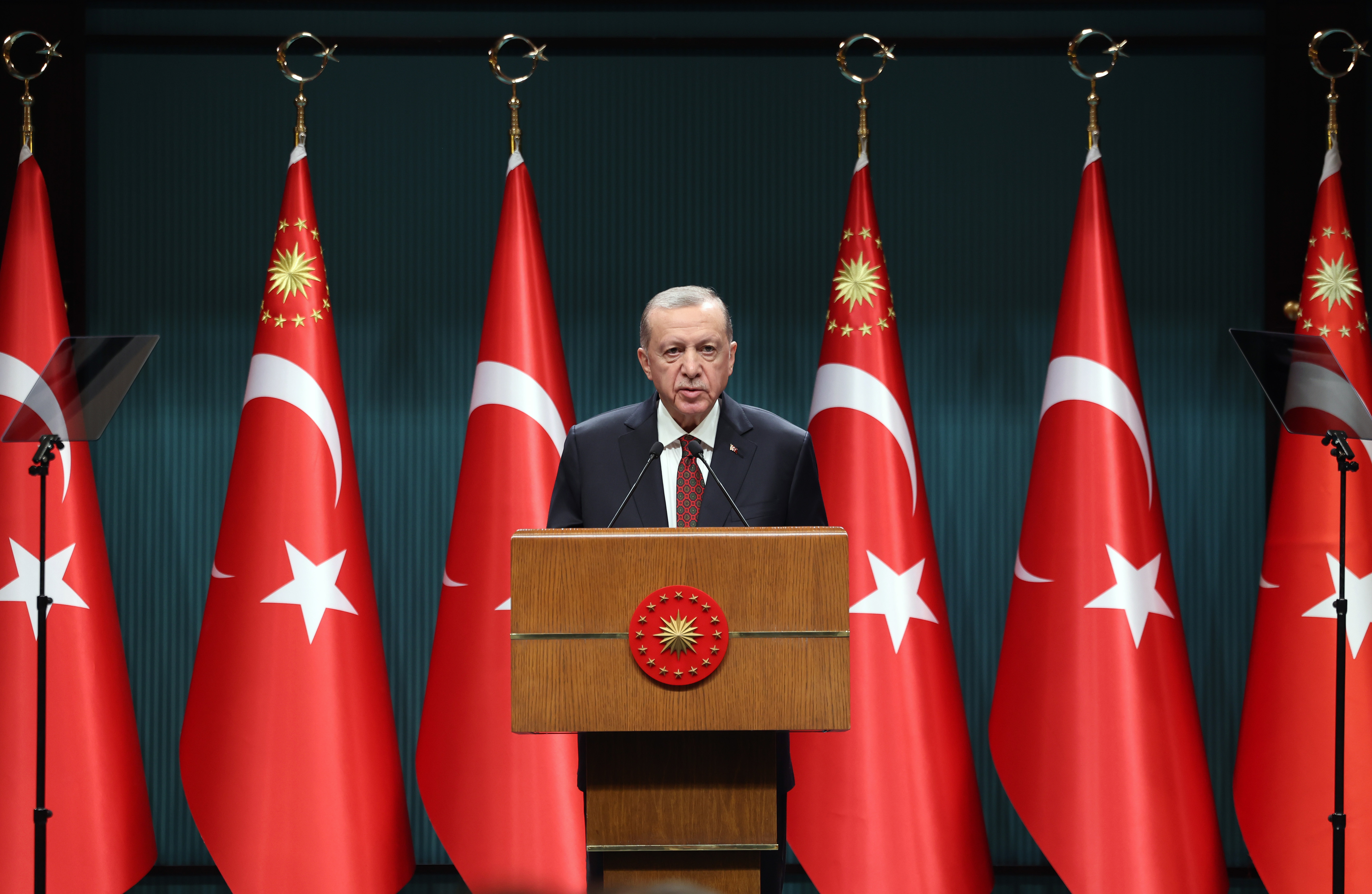 aa-20231120-32975394-32975390-turkish-president-recep-tayyip-erdogan.jpg