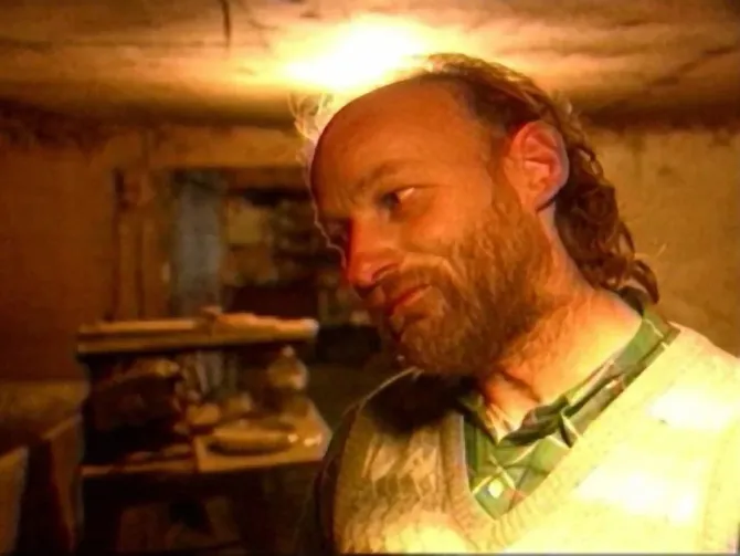 b-c-serial-killer-robert-pickton-savagely-attacked-in-v0-ae-lfsav8h2xawgt-xpzuz0swj1vgphsypprooayh4e-kopya.webp